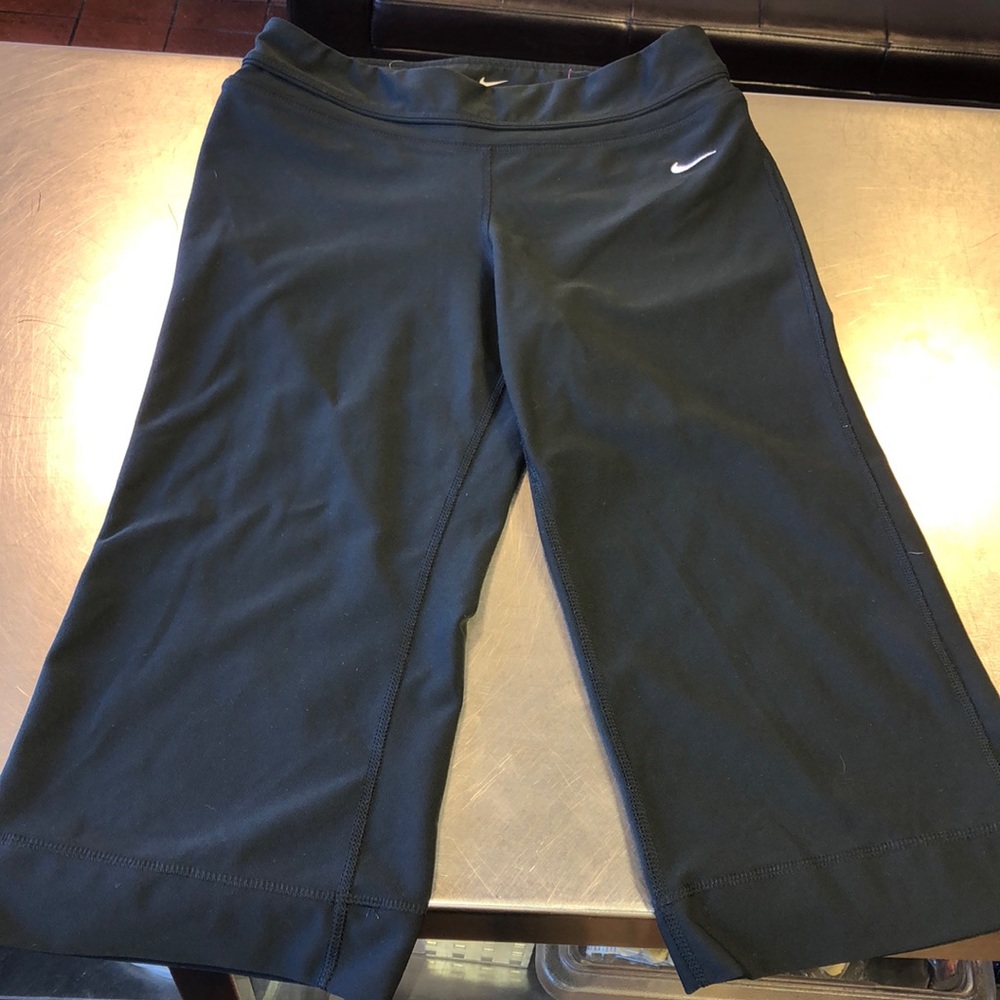 Nike Dri-Fit Capri Leggings